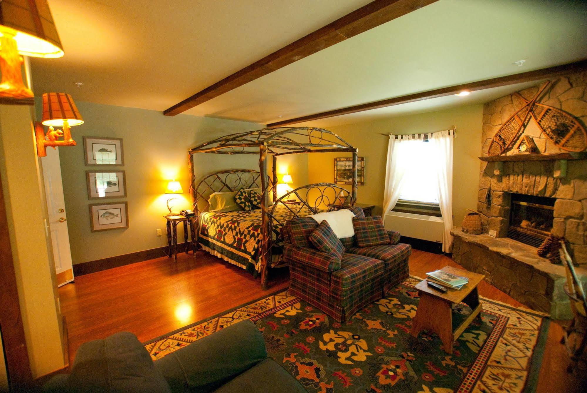 Strong House Inn Vergennes Exterior foto